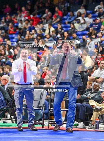 Thumbnail 2 in UIL State Championships - 5A 106lb Final photogallery.