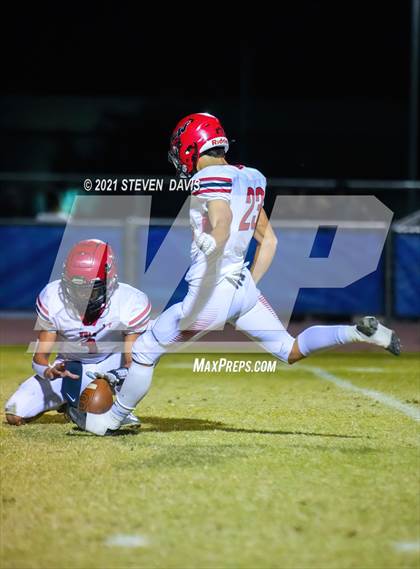 Thumbnail 3 in Lee Williams @ Mesquite (AIA 4A Quarter Finals) photogallery.