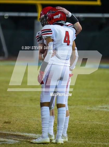 Thumbnail 1 in Lee Williams @ Mesquite (AIA 4A Quarter Finals) photogallery.