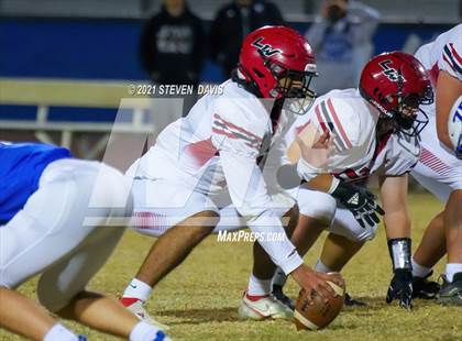 Thumbnail 2 in Lee Williams @ Mesquite (AIA 4A Quarter Finals) photogallery.