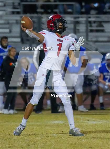 Thumbnail 2 in Lee Williams @ Mesquite (AIA 4A Quarter Finals) photogallery.
