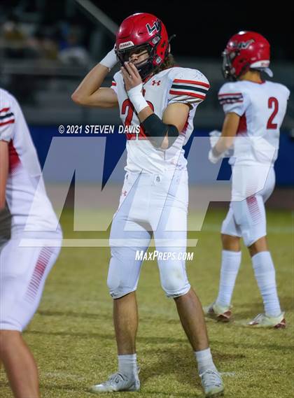 Thumbnail 2 in Lee Williams @ Mesquite (AIA 4A Quarter Finals) photogallery.