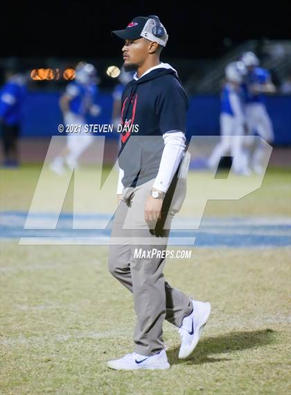 Thumbnail 1 in Lee Williams @ Mesquite (AIA 4A Quarter Finals) photogallery.
