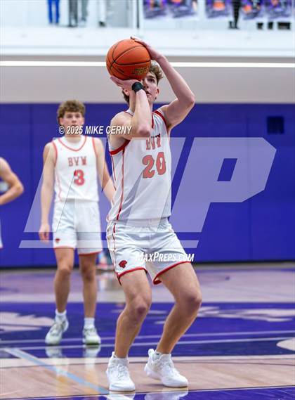 Thumbnail 2 in Lee's Summit West vs Blue Valley West (810 Varsity Showcase #39) photogallery.