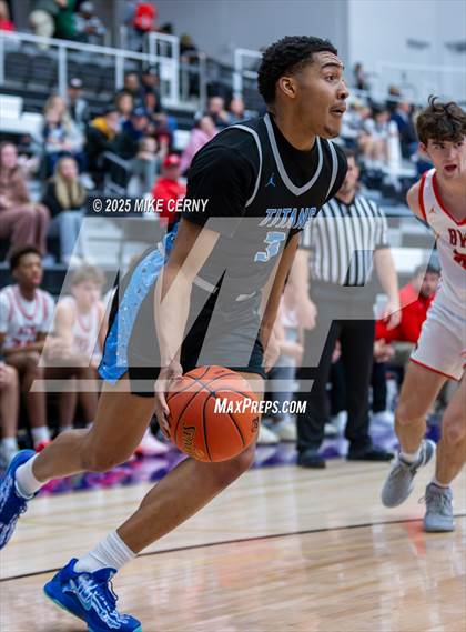 Thumbnail 1 in Lee's Summit West vs Blue Valley West (810 Varsity Showcase #39) photogallery.