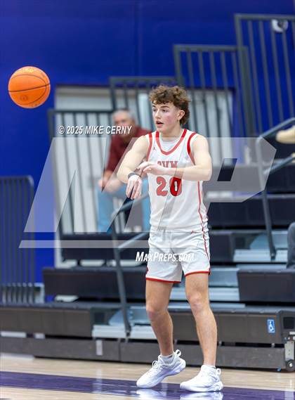 Thumbnail 2 in Lee's Summit West vs Blue Valley West (810 Varsity Showcase #39) photogallery.