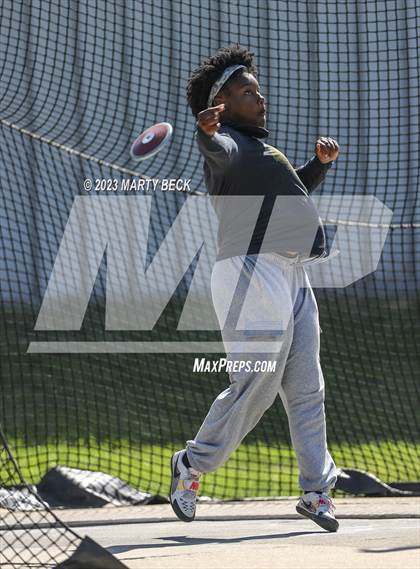 Thumbnail 2 in Class 5 Discus (MSHSAA State Championship) photogallery.