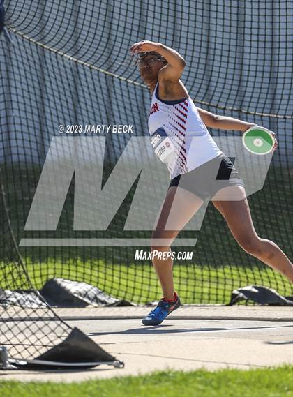 Thumbnail 3 in Class 5 Discus (MSHSAA State Championship) photogallery.