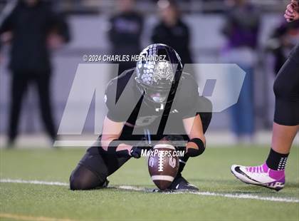 Thumbnail 2 in Angleton vs. College Station (UIL 5A Football Division I Region 3 Regional Playoff) photogallery.