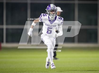 Thumbnail 2 in Angleton vs. College Station (UIL 5A Football Division I Region 3 Regional Playoff) photogallery.