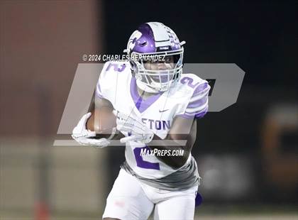 Thumbnail 3 in Angleton vs. College Station (UIL 5A Football Division I Region 3 Regional Playoff) photogallery.