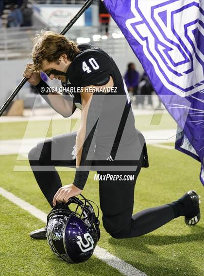 Thumbnail 1 in Angleton vs. College Station (UIL 5A Football Division I Region 3 Regional Playoff) photogallery.