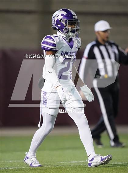 Thumbnail 1 in Angleton vs. College Station (UIL 5A Football Division I Region 3 Regional Playoff) photogallery.