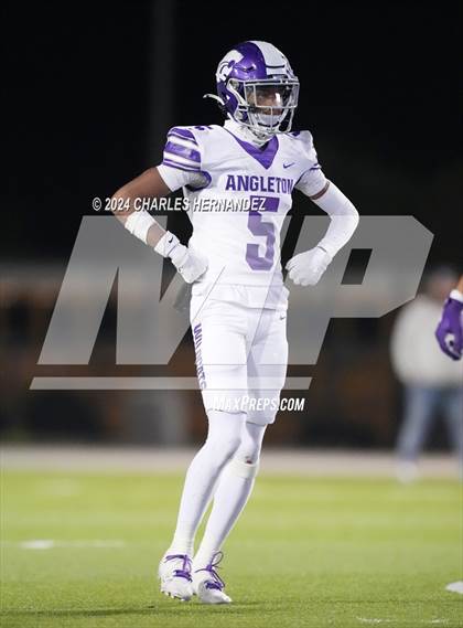 Thumbnail 3 in Angleton vs. College Station (UIL 5A Football Division I Region 3 Regional Playoff) photogallery.
