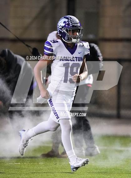 Thumbnail 1 in Angleton vs. College Station (UIL 5A Football Division I Region 3 Regional Playoff) photogallery.