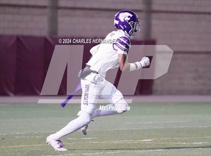 Thumbnail 2 in Angleton vs. College Station (UIL 5A Football Division I Region 3 Regional Playoff) photogallery.