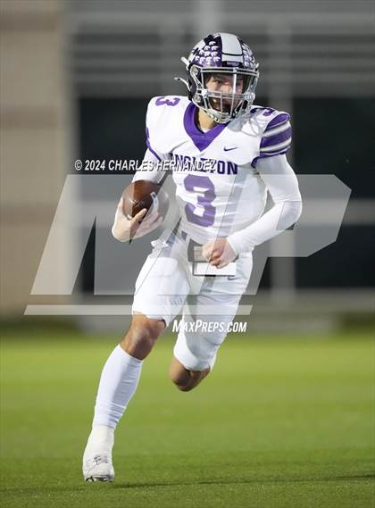 Thumbnail 2 in Angleton vs. College Station (UIL 5A Football Division I Region 3 Regional Playoff) photogallery.