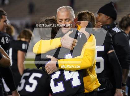 Thumbnail 1 in Angleton vs. College Station (UIL 5A Football Division I Region 3 Regional Playoff) photogallery.