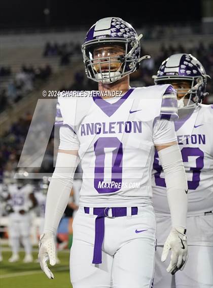 Thumbnail 2 in Angleton vs. College Station (UIL 5A Football Division I Region 3 Regional Playoff) photogallery.