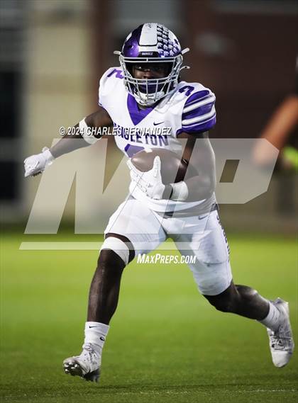 Thumbnail 2 in Angleton vs. College Station (UIL 5A Football Division I Region 3 Regional Playoff) photogallery.