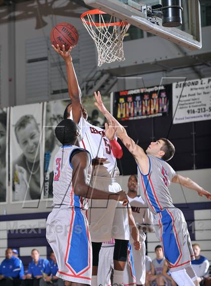 Thumbnail 2 in Christian Brothers vs. Centennial (St. Hope Elite Classic) photogallery.