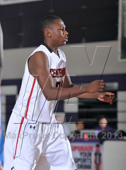 Thumbnail 3 in Christian Brothers vs. Centennial (St. Hope Elite Classic) photogallery.