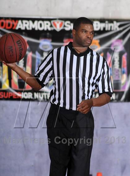 Thumbnail 3 in Christian Brothers vs. Centennial (St. Hope Elite Classic) photogallery.