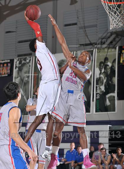 Thumbnail 2 in Christian Brothers vs. Centennial (St. Hope Elite Classic) photogallery.