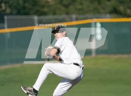 Thumbnail 1 in Villa Park @ Foothill photogallery.