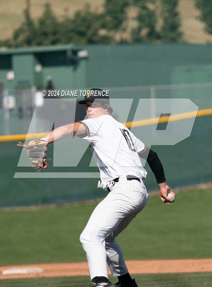 Thumbnail 3 in Villa Park @ Foothill photogallery.