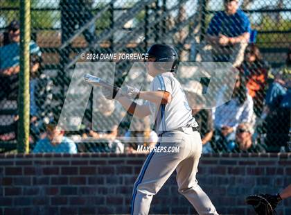 Thumbnail 3 in Villa Park @ Foothill photogallery.