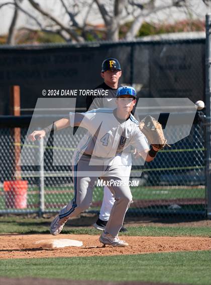 Thumbnail 1 in Villa Park @ Foothill photogallery.