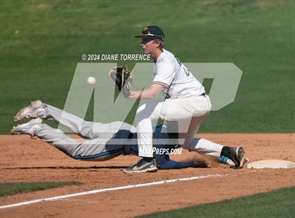 Thumbnail 3 in Villa Park @ Foothill photogallery.
