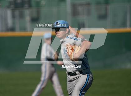Thumbnail 1 in Villa Park @ Foothill photogallery.