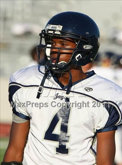 Thumbnail 3 in Flower Mound vs Lewisville photogallery.