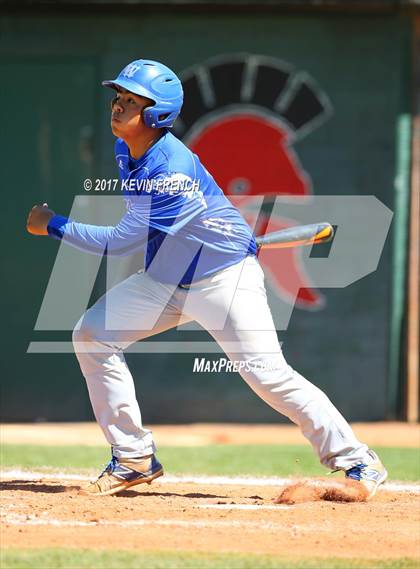 Thumbnail 1 in Shadow Mountain vs. Westview photogallery.