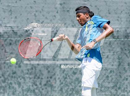 Thumbnail 3 in Davis vs. Dougherty Valley (CIF NorCal Regional Tennis Championships) photogallery.