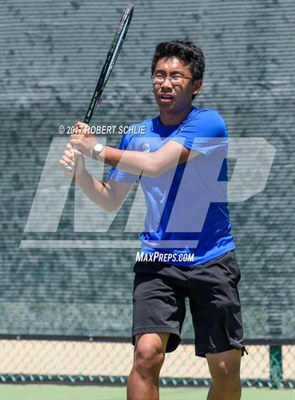 Thumbnail 2 in Davis vs. Dougherty Valley (CIF NorCal Regional Tennis Championships) photogallery.