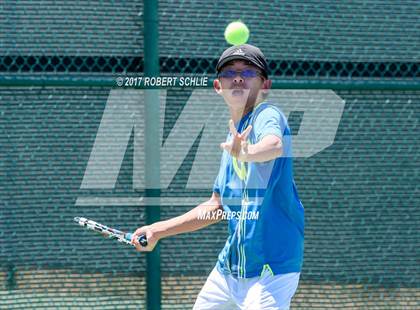 Thumbnail 3 in Davis vs. Dougherty Valley (CIF NorCal Regional Tennis Championships) photogallery.