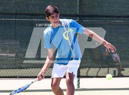 Thumbnail 2 in Davis vs. Dougherty Valley (CIF NorCal Regional Tennis Championships) photogallery.