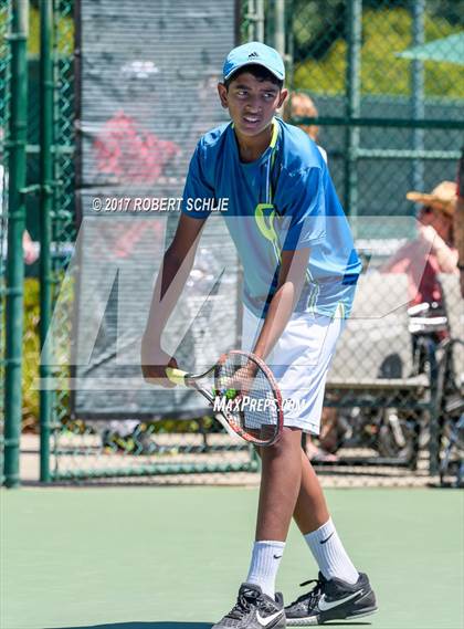 Thumbnail 2 in Davis vs. Dougherty Valley (CIF NorCal Regional Tennis Championships) photogallery.