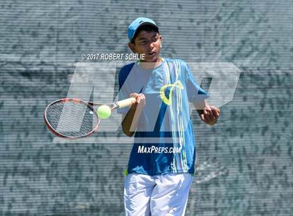 Thumbnail 3 in Davis vs. Dougherty Valley (CIF NorCal Regional Tennis Championships) photogallery.