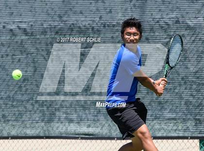 Thumbnail 3 in Davis vs. Dougherty Valley (CIF NorCal Regional Tennis Championships) photogallery.