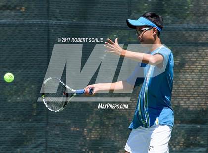 Thumbnail 2 in Davis vs. Dougherty Valley (CIF NorCal Regional Tennis Championships) photogallery.