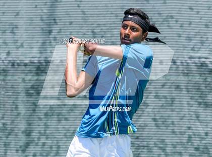 Thumbnail 2 in Davis vs. Dougherty Valley (CIF NorCal Regional Tennis Championships) photogallery.