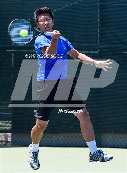 Thumbnail 3 in Davis vs. Dougherty Valley (CIF NorCal Regional Tennis Championships) photogallery.