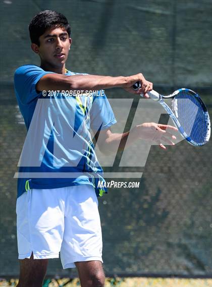 Thumbnail 2 in Davis vs. Dougherty Valley (CIF NorCal Regional Tennis Championships) photogallery.