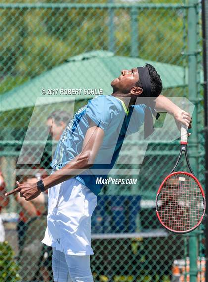 Thumbnail 3 in Davis vs. Dougherty Valley (CIF NorCal Regional Tennis Championships) photogallery.