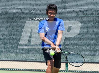 Thumbnail 3 in Davis vs. Dougherty Valley (CIF NorCal Regional Tennis Championships) photogallery.