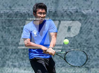 Thumbnail 3 in Davis vs. Dougherty Valley (CIF NorCal Regional Tennis Championships) photogallery.